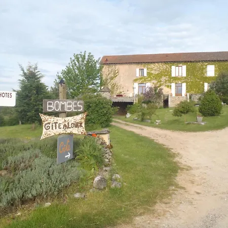 Sur Domaine Avec Piscine En Pleine Nature Panzió Mostuéjouls